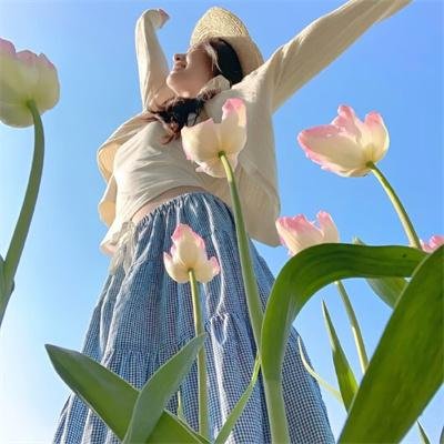 热门明星迪丽热巴